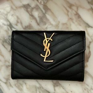 YSL CASSANDRE MATELASSÉ SMALL ENVELOPE WALLET IN GRAIN DE POUDRE EMBOSSE
